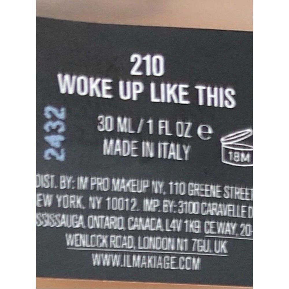IL MAKIAGE Foundation Shade 210 Woke Up Like This Flawless Base 30ml - Picture 4 of 4